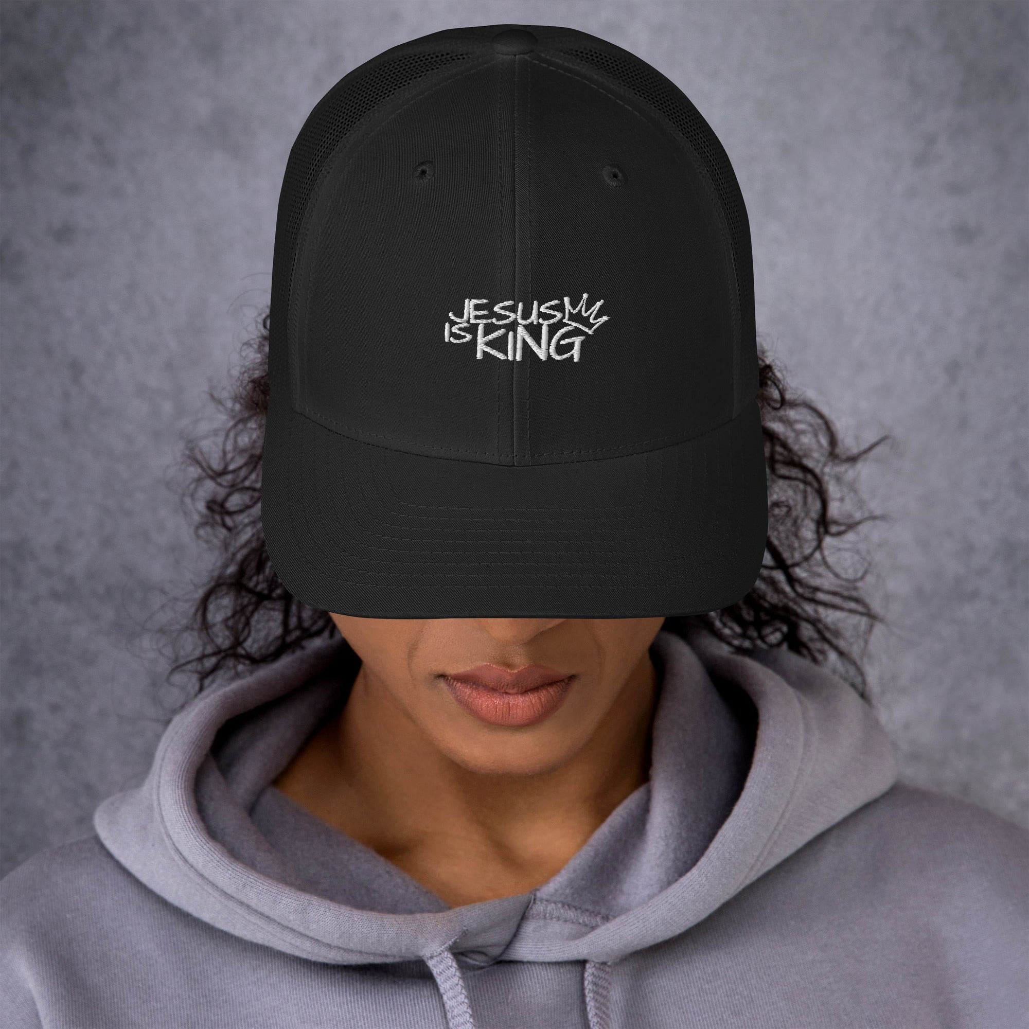 Casquette Trucker Chrétienne — Fraîcheur & Style de Foi Lumina Grace 